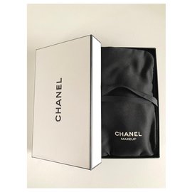 Chanel-Pochette-Nero