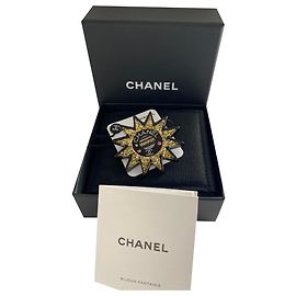 Chanel Broche Soleil , neuve & rare Multicolore