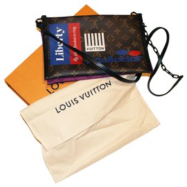 Louis Vuitton-Louis Vuitton forrado Flat Messenger-Roxo,Castanho escuro