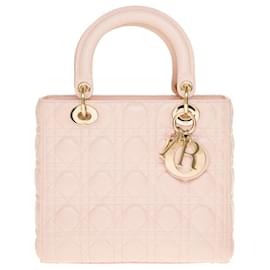 Christian Dior-Splendida borsa a tracolla Christian Dior Lady Dior modello medio in pelle cannage rosa confetto, finiture in metallo champagne-Rosa