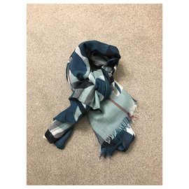 Burberry-Scarves-Turquoise