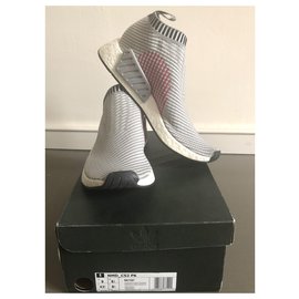 Adidas-Adidas NMD Slip-On in grauer Größe 42 2/3-Schwarz,Pink,Weiß,Grau