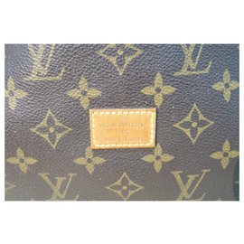 Louis Vuitton-Louis Vuitton Monogram Saumur 30 Bolso crossbody-Castaño