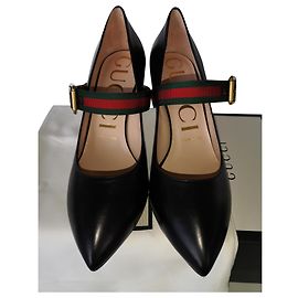 Sylvie Gucci décolleté Black