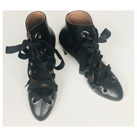 Alaïa-Lace-up boots-Black