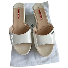 Prada Mulas de cunha Branco