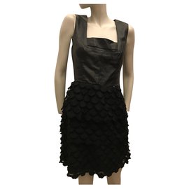 Guess Schwarzes Kleid Schwarz
