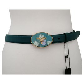 Prada Blume Grün
