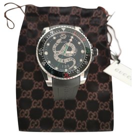 Gucci-Gucci Dive YA watch136323-Black