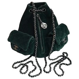 Chanel Célèbre mini sac à dos «Backpack is Back» Vert Vert foncé