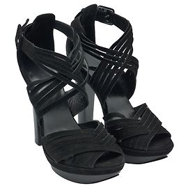 Hermès Criss cross strap suede sandals Black