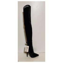 Fendi-thigh-Black
