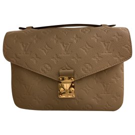 Louis Vuitton-Pochette Métis aus reinem Leder-Taupe