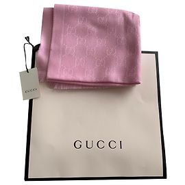 Gucci Bufandas de seda Rosa
