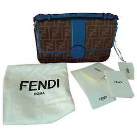 FENDI - Borsa a tracolla FF Baguette foderata in pelle - Logo marrone / pelle blu Blu