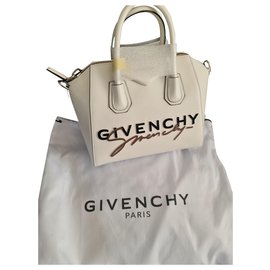 Givenchy-Bolsa de couro Givenchy Signature Antigona em branco-Branco
