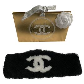 Chanel Banda de cabeça CC Preto