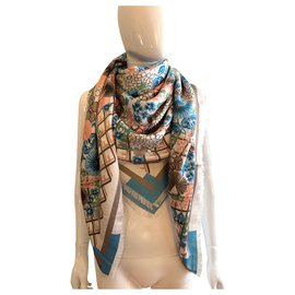 Fendi-Printed floral silk and wool stole-Multiple colors