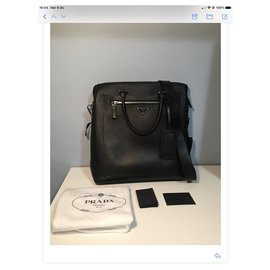 Prada-Shopping bag-Black