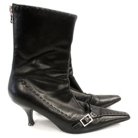 Prada-Zipped black boots-Black