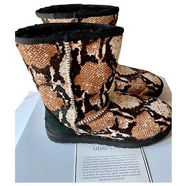 Botas de tornozelo UGG "panturrilha de pelo de réptil" lindas e originais em 37 Impressão em python