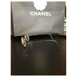 Chanel-Des lunettes de soleil-Argenté