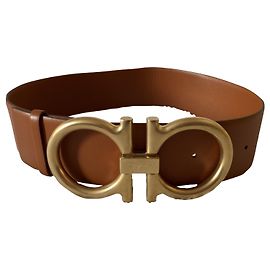 Salvatore Ferragamo Logo-Gürtel aus Karamellleder Kastanie
