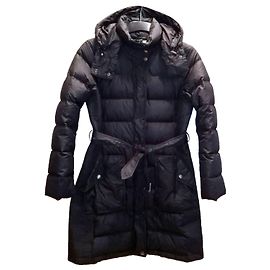 Burberry Brit Casaco acolchoado e acolchoado de penas e cinturão preto 'Winterleigh' de comprimento médio Preto