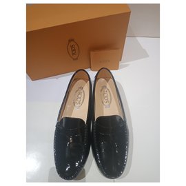 Tod's-Flats-Black