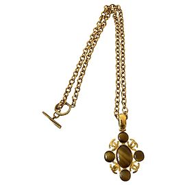 Chanel Collares largos Dorado