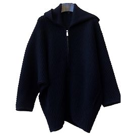 Barbara Bui Strickjacke aus Wolle mit Kapuze Schwarz Schwarz