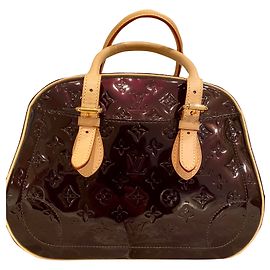 Louis Vuitton Summit Drive aus Auberginen-Lackleder Andere