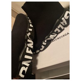 Balenciaga-Geschwindigkeitsgraffiti-Schwarz