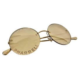 Chanel-Occhiali da sole-D'oro