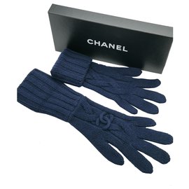 Chanel-CC-Blau