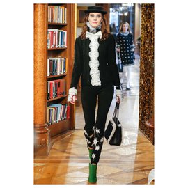 Chanel-RARO nuevo suéter de encaje y perlas de Salzburgo-Negro