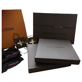 Louis Vuitton packaging bags and boxes with pouches Brown