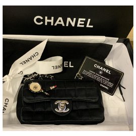 Chanel-TIMELESS-Schwarz