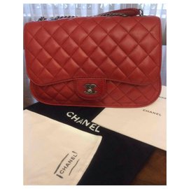 Chanel-TIMELESS-Red