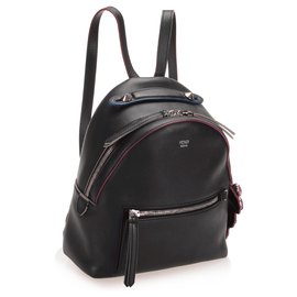 Fendi-Fendi Black By The Way Leather Backpack-Black