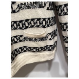 Chanel-Maglieria-Beige