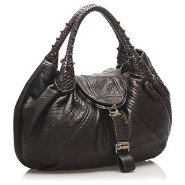 Fendi-Fendi Brown Spy Leather Shoulder Bag-Brown,Dark brown