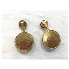 Céline-Earrings-Golden