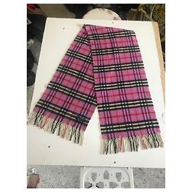Sciarpa Burberry in cashmere rosa Rosa