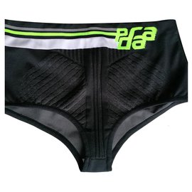 Prada LOGO Negro Verde