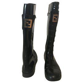 Fendi-Boots-Black