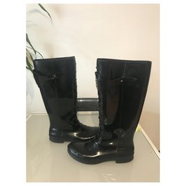 Fendi-Boots-Black