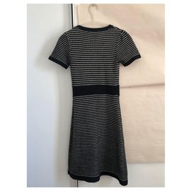 Tara Jarmon-Petite robe noire en laine  Tara Jarmon-Noir,Blanc