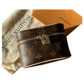 Louis Vuitton-Nano agradable-Castaño