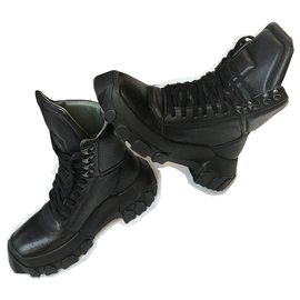 Rick Owens Stivaletti stringati Tractor Dunk Nero